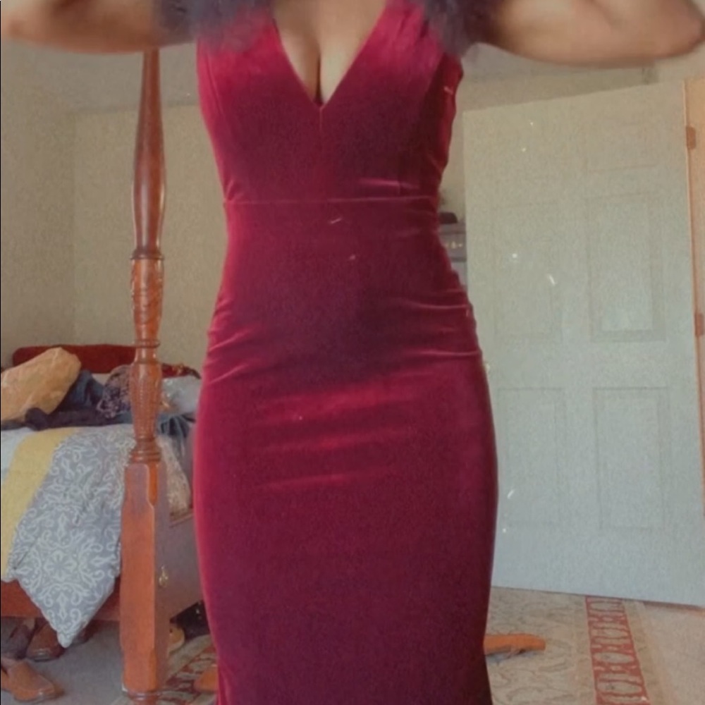 Burgundy prom/formal dress